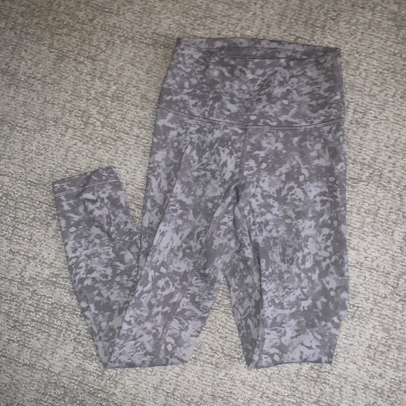 Lululemon Wunder Under 25” - Picture 1 of 3